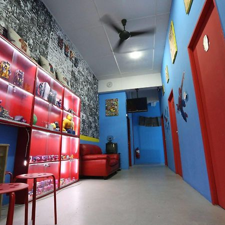 Hero Hostel Kuching Kültér fotó