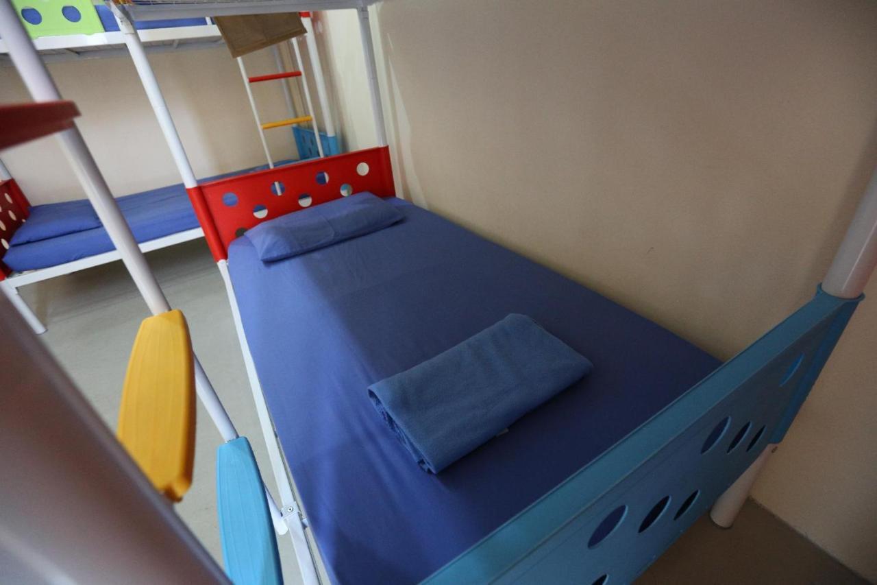 Hero Hostel Kuching Kültér fotó